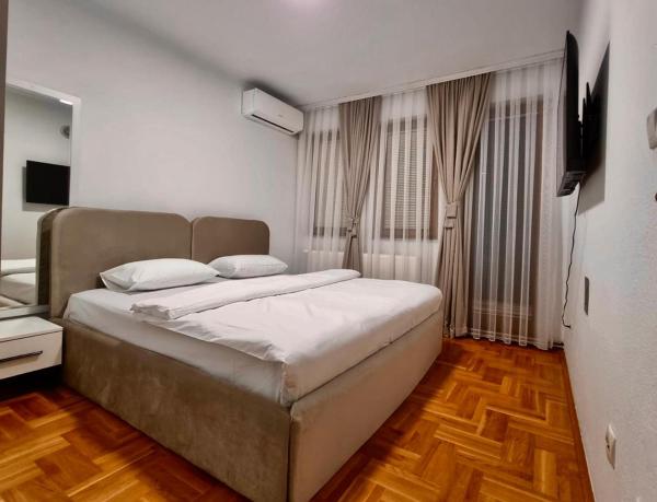 Eden Guesthouse Peja, Đặt  Peja Kosovo