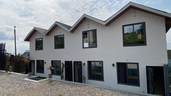 St Miriam Park Appartments, Đặt  Amanokrom Eastern region