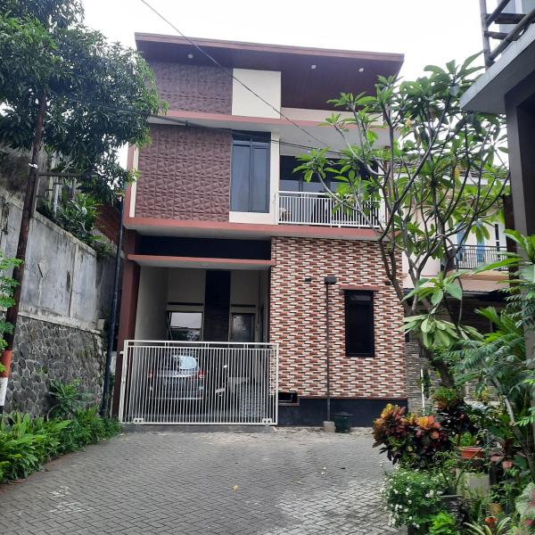 De Adisucipto Homestay Syariah 2, Đặt  Ngadipuro East Java