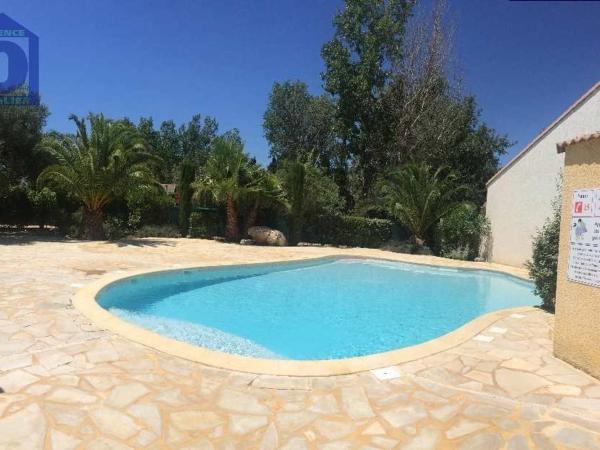 Villa rénovée 4/6 pers, piscine et parking, à 750m de la plage - FR-1-781-73, Đặt  Khách sạn tại Hérault có Hồ bơi, Hồ bơi