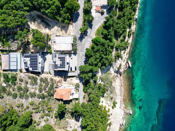 Apartmani Brela 15 luxury, Đặt  Khách sạn ở Split-Dalmatia County có chỗ đỗ xe, Bãi đậu xe