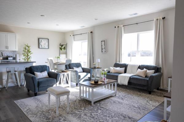 Holistic Campus Rental, LLC, Đặt  Oxford Ohio