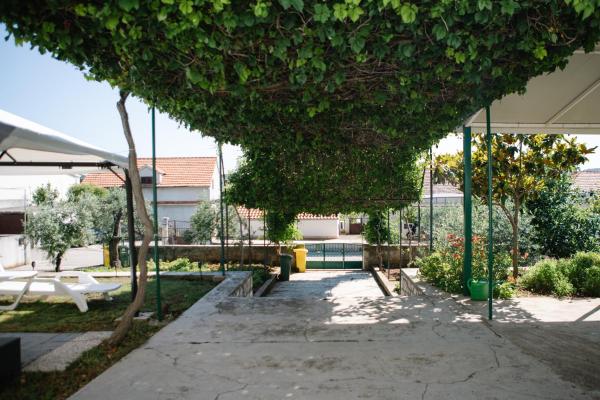 Apartmani Veronika, Đặt  Jezera Murter Island