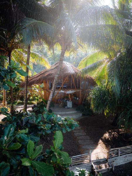 Kanaway Eco Villa, Đặt  Libertad Visayas