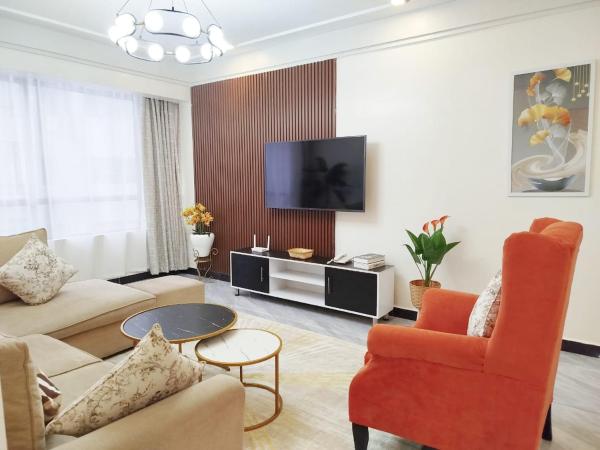 classy executive two bedroom apartment with swimming fully equipped gym ample parking space and amazing scenic views, Đặt Căn hộ Nairobi Nairobi