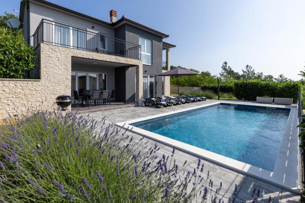 Villa Megi quiet village near Labin, Đặt  Raša Istria