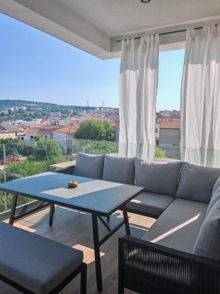 Villa apartment Laganini, Đặt Căn hộ Khách sạn ở Split-Dalmatia County có chỗ đỗ xe, Bãi đậu xe