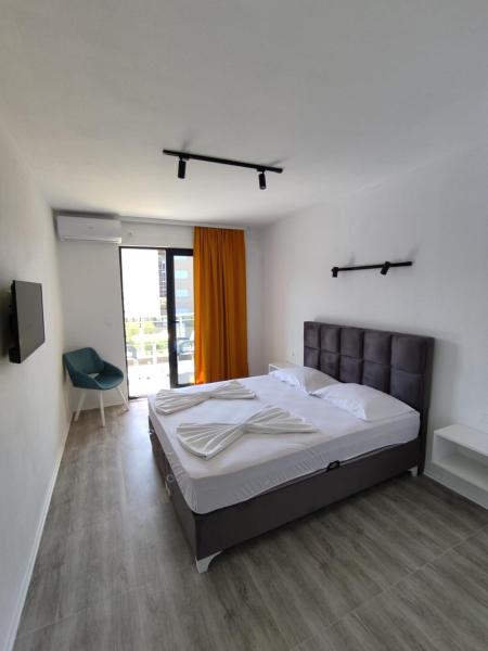 Horizont Dobre Vode, Đặt  Dobra Voda Bar County