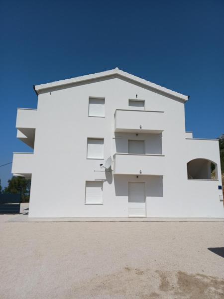 APARTMANI JELIĆ, Đặt  Khách sạn ở Stanići có hồ bơi, Hồ bơi