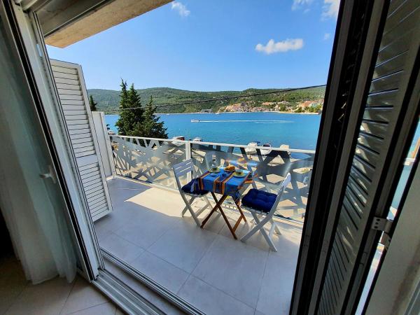 Villa Sunshine Baum, Đặt Biệt thự Khách sạn ở Split-Dalmatia County có chỗ đỗ xe, Bãi đậu xe