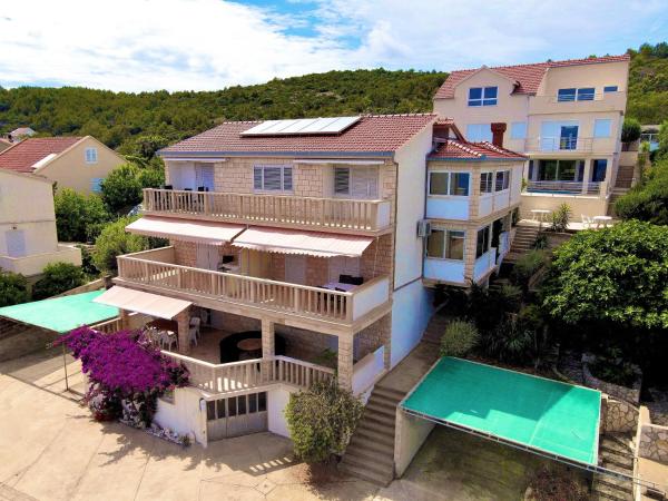 Apartmani Marelic - Sun Beach, Đặt  Khách sạn ở Zavalatica có hồ bơi, Hồ bơi