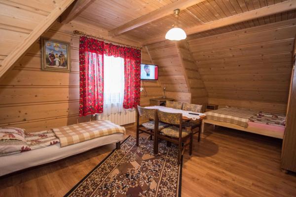 Wolne pokoje Maria Rzadkosz, Đặt Khách sạn Khách sạn ở Lesser Poland có chỗ đỗ xe, Bãi đậu xe