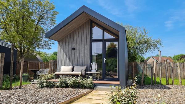 Luxe tinyhouse voor 2 personen met hottub, Đặt  Meerssen Heuvelland