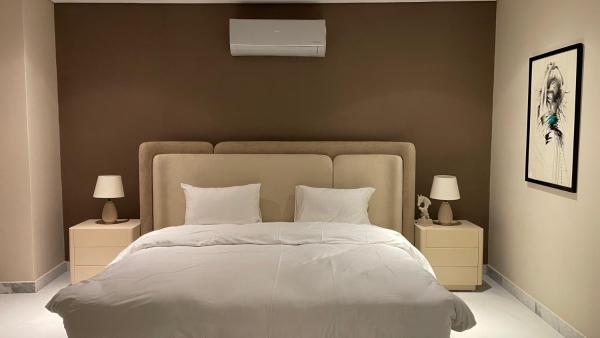 MM Alam - Luxury One Bed Apartment, Đặt Căn hộ Khách sạn tại Lahore có Bãi đậu xe, Bãi đậu xe