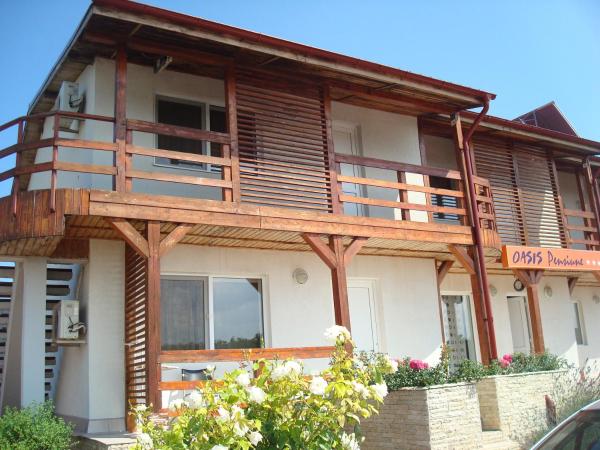 Pension Oasis, Đặt  Khách sạn tại Costinesti có Hồ bơi, Hồ bơi
