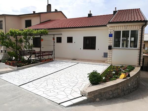 Apartment and Rooms Markovic, Đặt Căn hộ Khách sạn Giá rẻ tại Kvarner